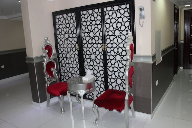 ホワイト フォート ホテル