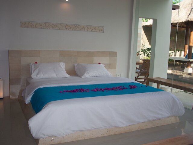 ヴィラ シェーナ