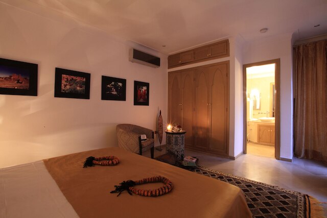 リヤド インフィニティ シー