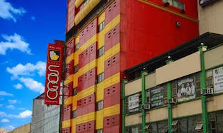 ホテル ソゴ エドゥサ クバオ