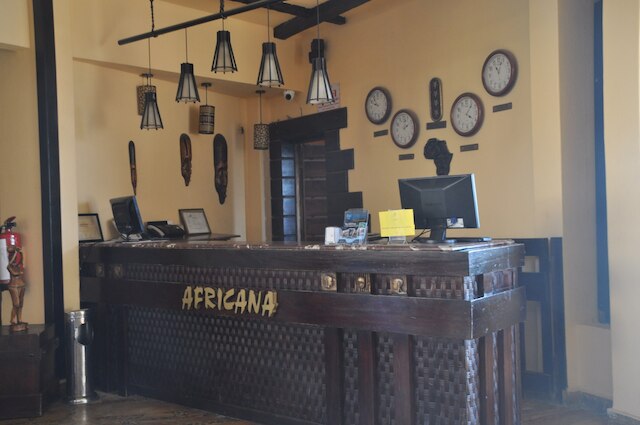 アフリカン ホテル & スパ