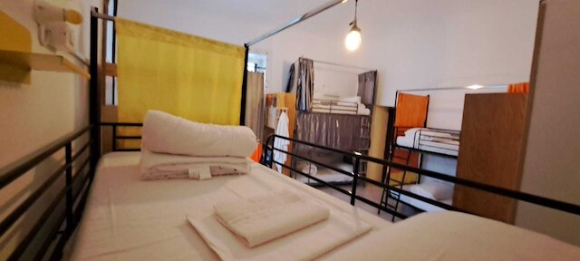 エクスクルーシブ ディペンダンス