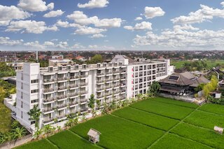 ディプリマホテル ペティテンゲット セミニャック