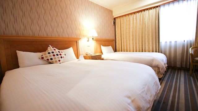 台南 ケンブリッジ ホテル (台南劍橋大飯店)