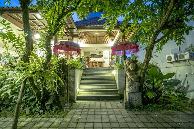 ギータ マハ ホテル