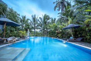 ギータ マハ ホテル