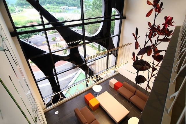 サンサンマダン チュンチェオン ステイ ホテル