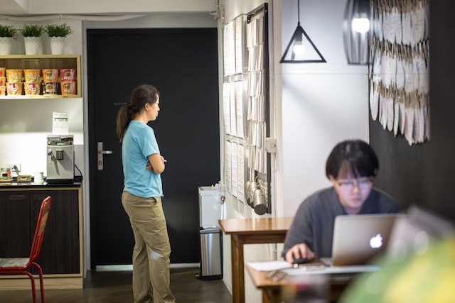 ウィ カム ホステル