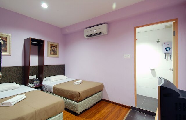 アリスト ホテル