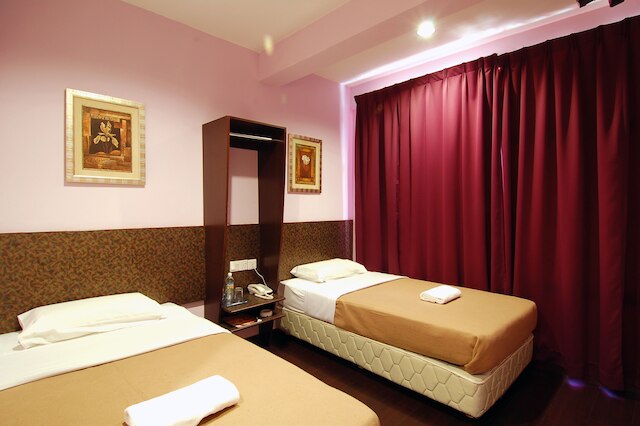 アリスト ホテル