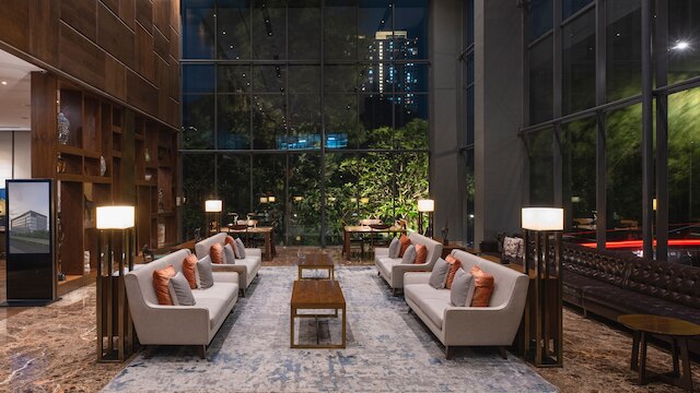 ベランダ ホテル パクブウォノ