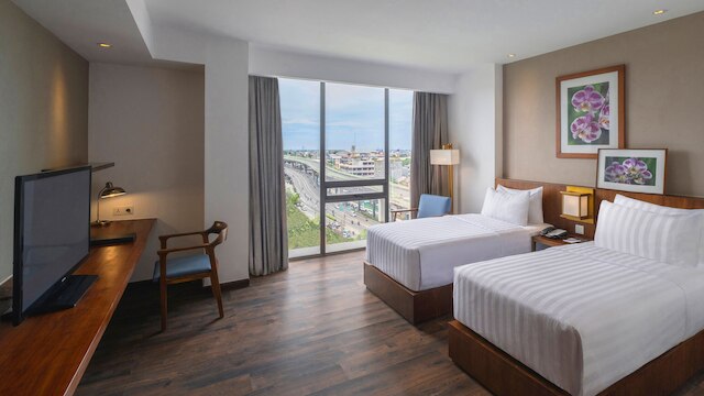 ベランダ ホテル パクブウォノ