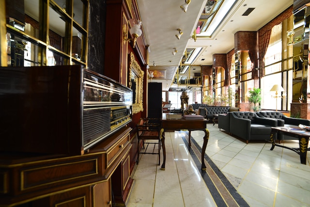 ロイヤル カリーネ ホテル