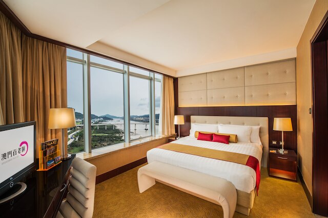 ブロードウェイ ホテル