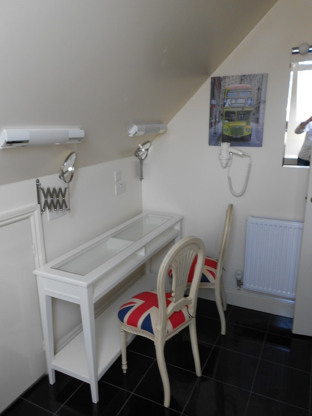 メープスベリー ホステル