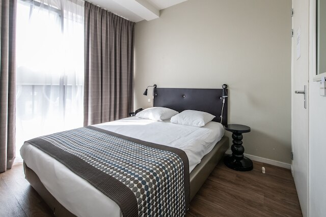 アコスター ホテル