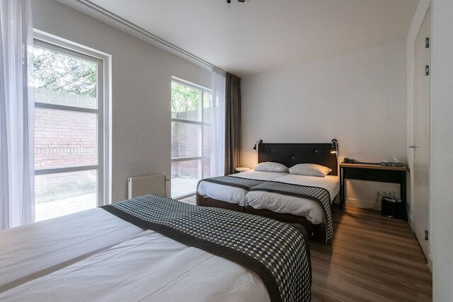 アコスター ホテル