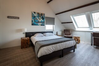 アコスター ホテル