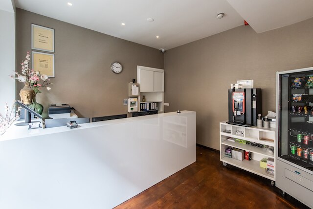 アコスター ホテル