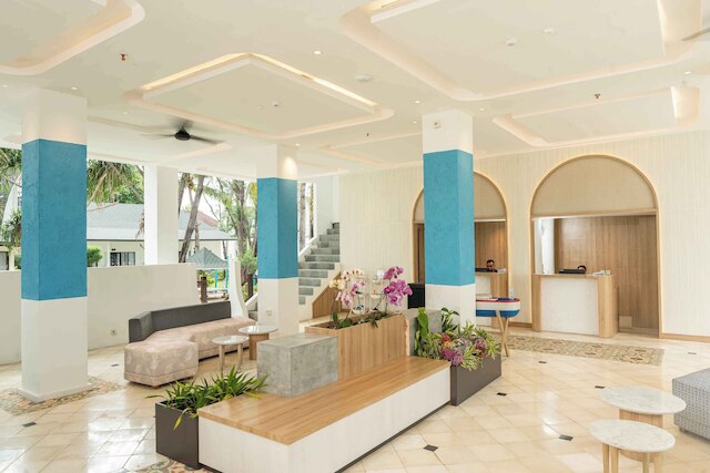 ジャンブルウク オセアノ リゾート ギリ トラワンガン