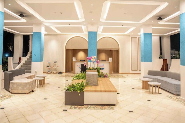 ジャンブルウク オセアノ リゾート ギリ トラワンガン