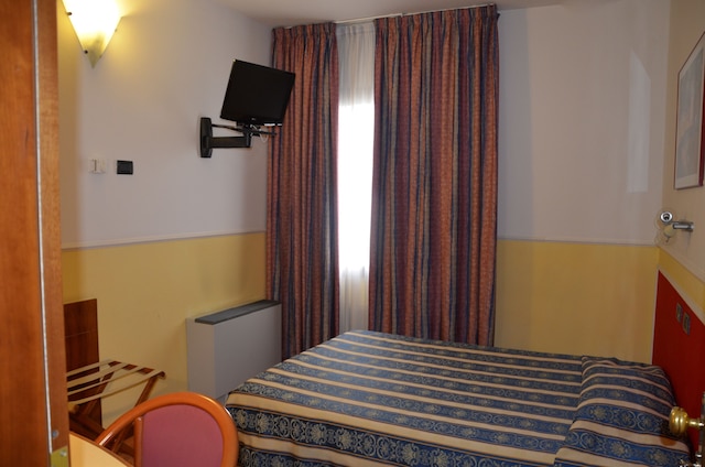 ホテル アレクサンダー