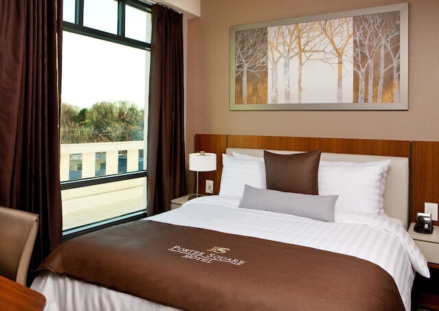 ポーター スクエア ホテル