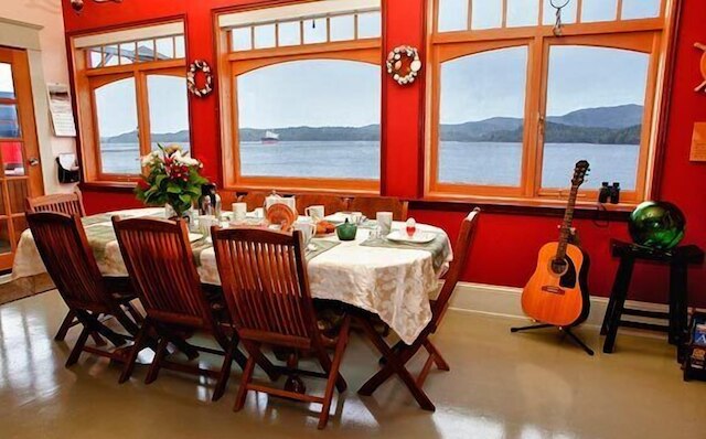 イーグル・ブラフ ベッド&ブレクファースト