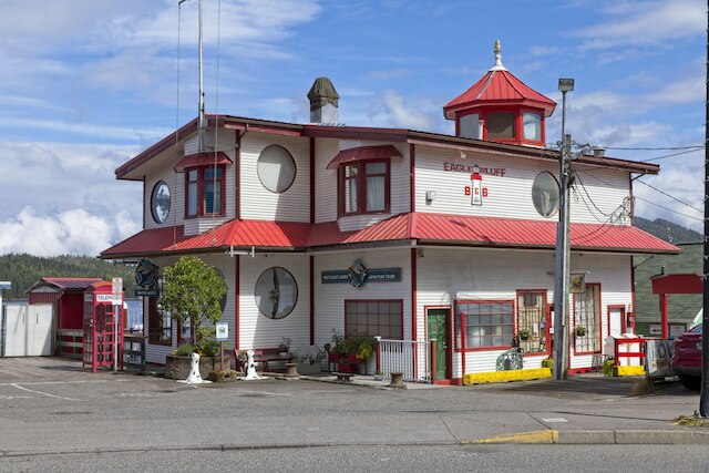 イーグル・ブラフ ベッド&ブレクファースト