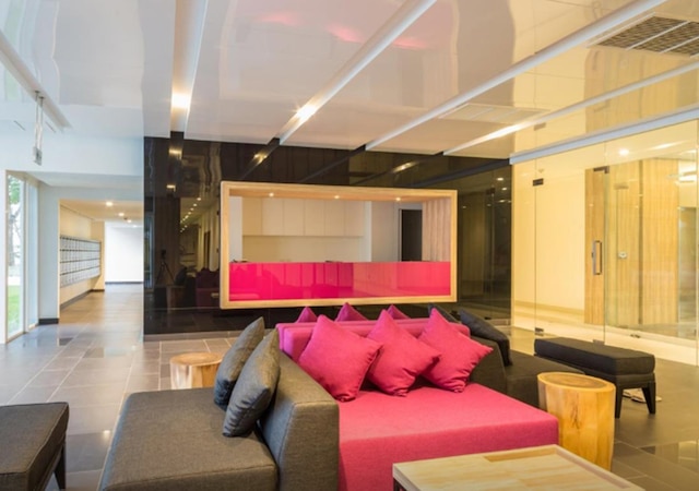 ザ アイドル ホテル アンド レジデンス