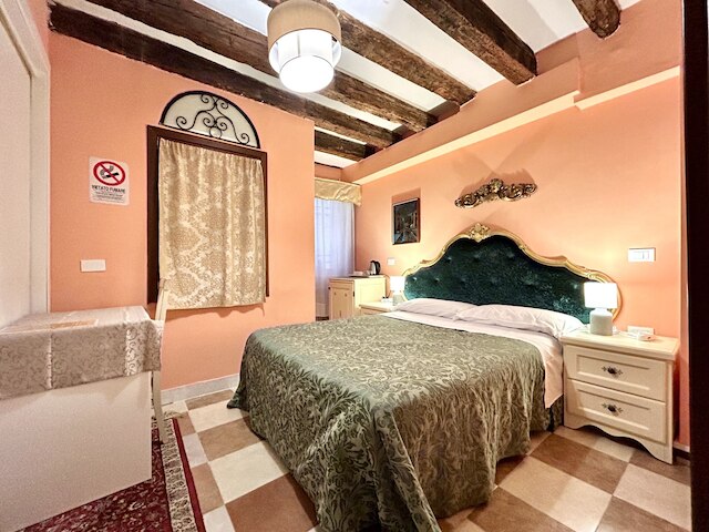 アロッジ セレナ