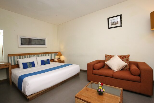 ポンドック サリ