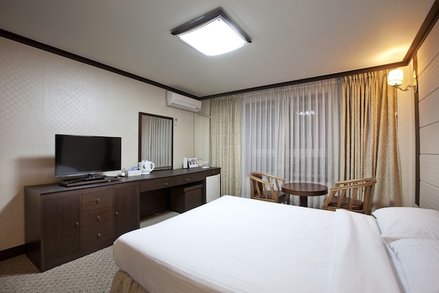 ザ チェイル ホテル オニャン