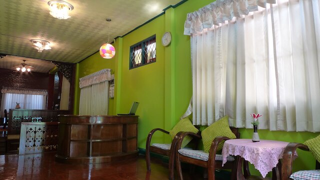 バーン カーウ タ