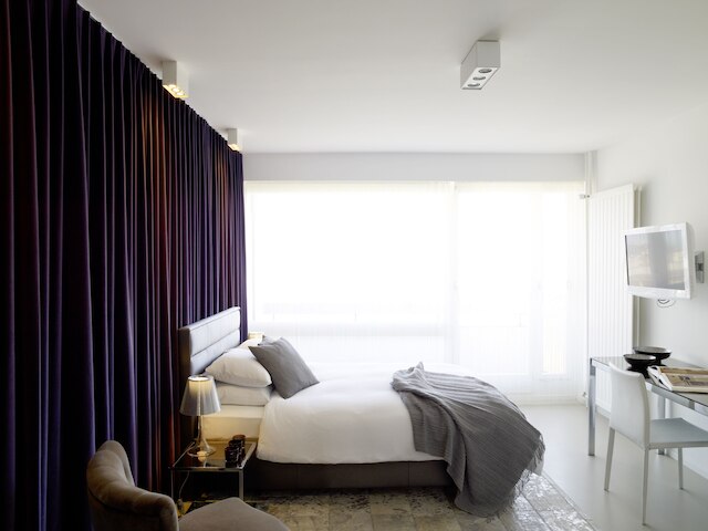 ビジョンアパートメンツ ローザンヌ リュ カロライン