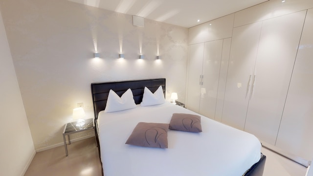 ビジョンアパートメンツ ローザンヌ リュ カロライン