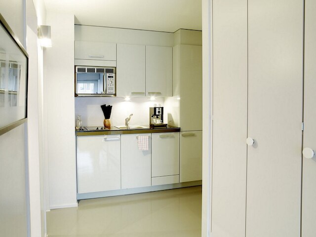 ビジョンアパートメンツ チューリッヒ ビンツミューレストラーセ 50