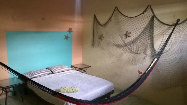 マヤ チャアン ゲストハウス