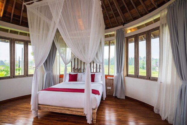 アリヤスワラヴィラウブド