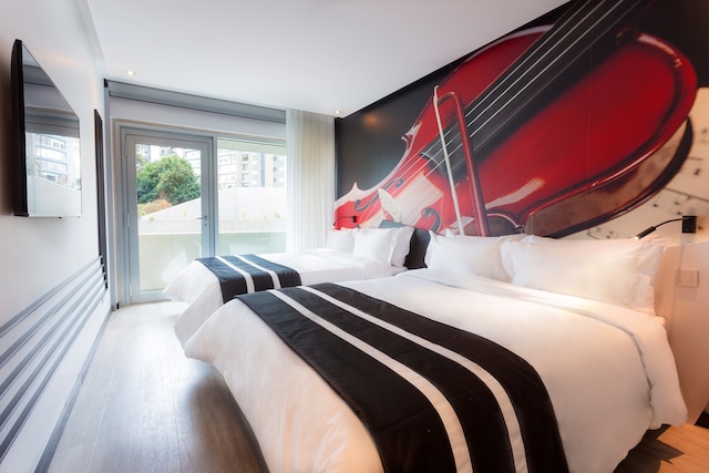 HF フェニックス ミュージック