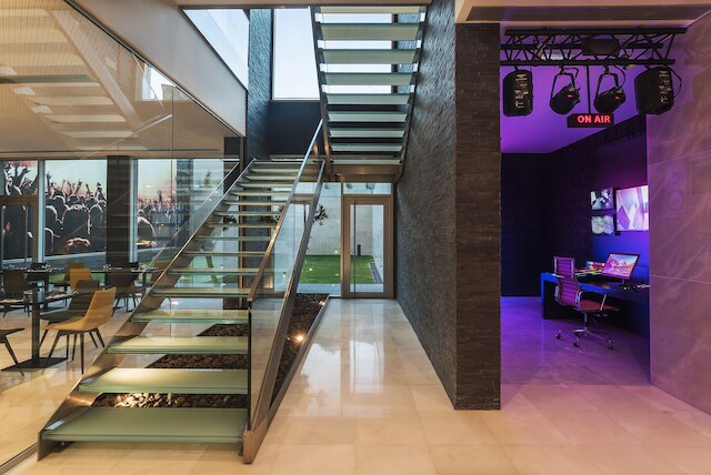 HF フェニックス ミュージック