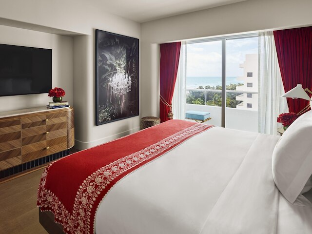 ファエナ ホテル マイアミ ビーチ