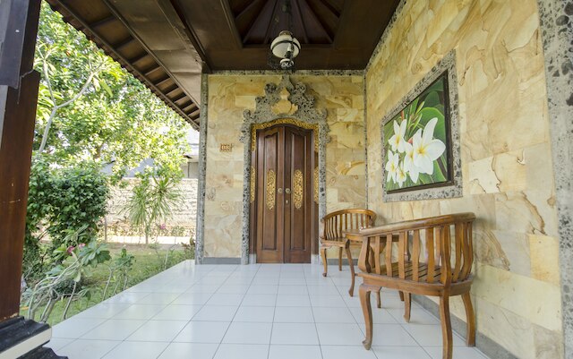 タマン サリ コテージズ 2