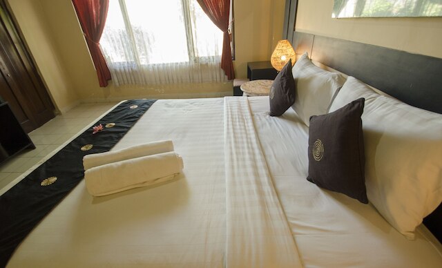 タマン サリ コテージズ 2