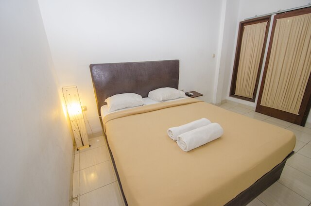 タマン サリ コテージズ 2