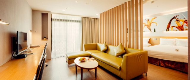 メロー フィールズ ホテル