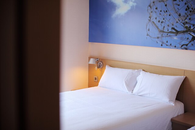 メロー フィールズ ホテル