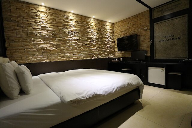 ホテル クリナ ジョグノ