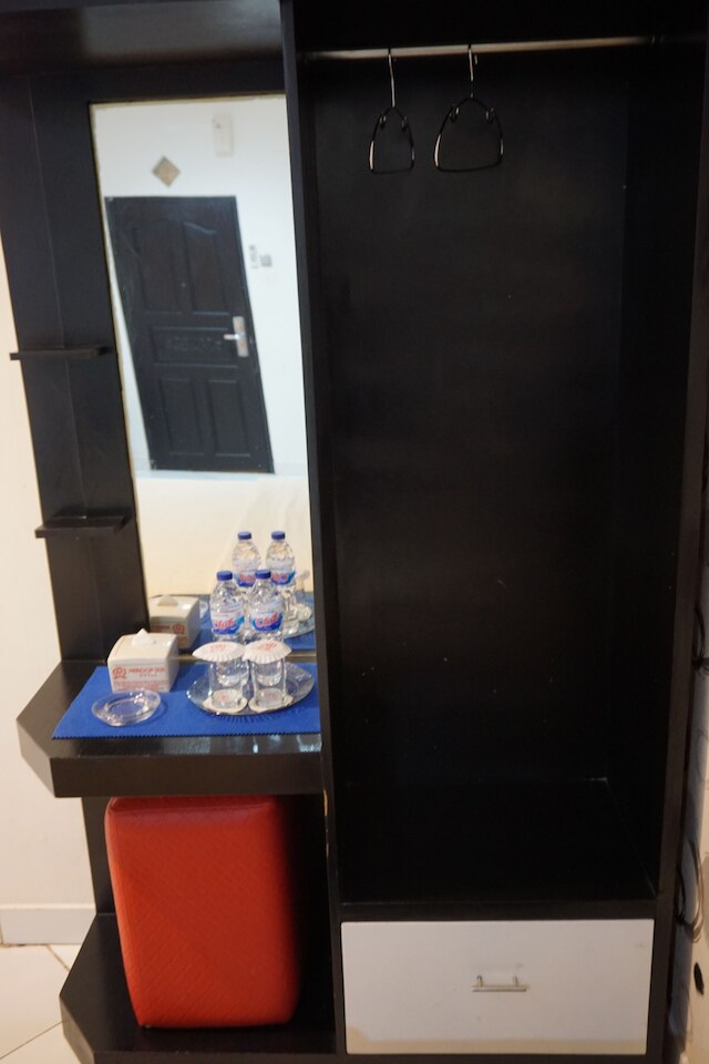 マンガ ドゥア ホテル マカサール