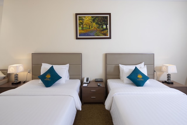 MerPerle Crystal Palace Hotel